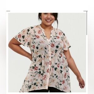Torrid High Low Floral Blouse